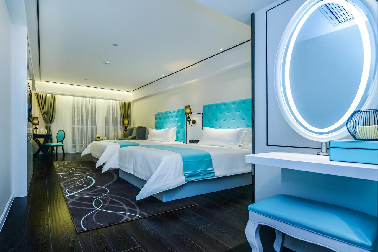 Xana Hotel Chongqing Bagian luar foto
