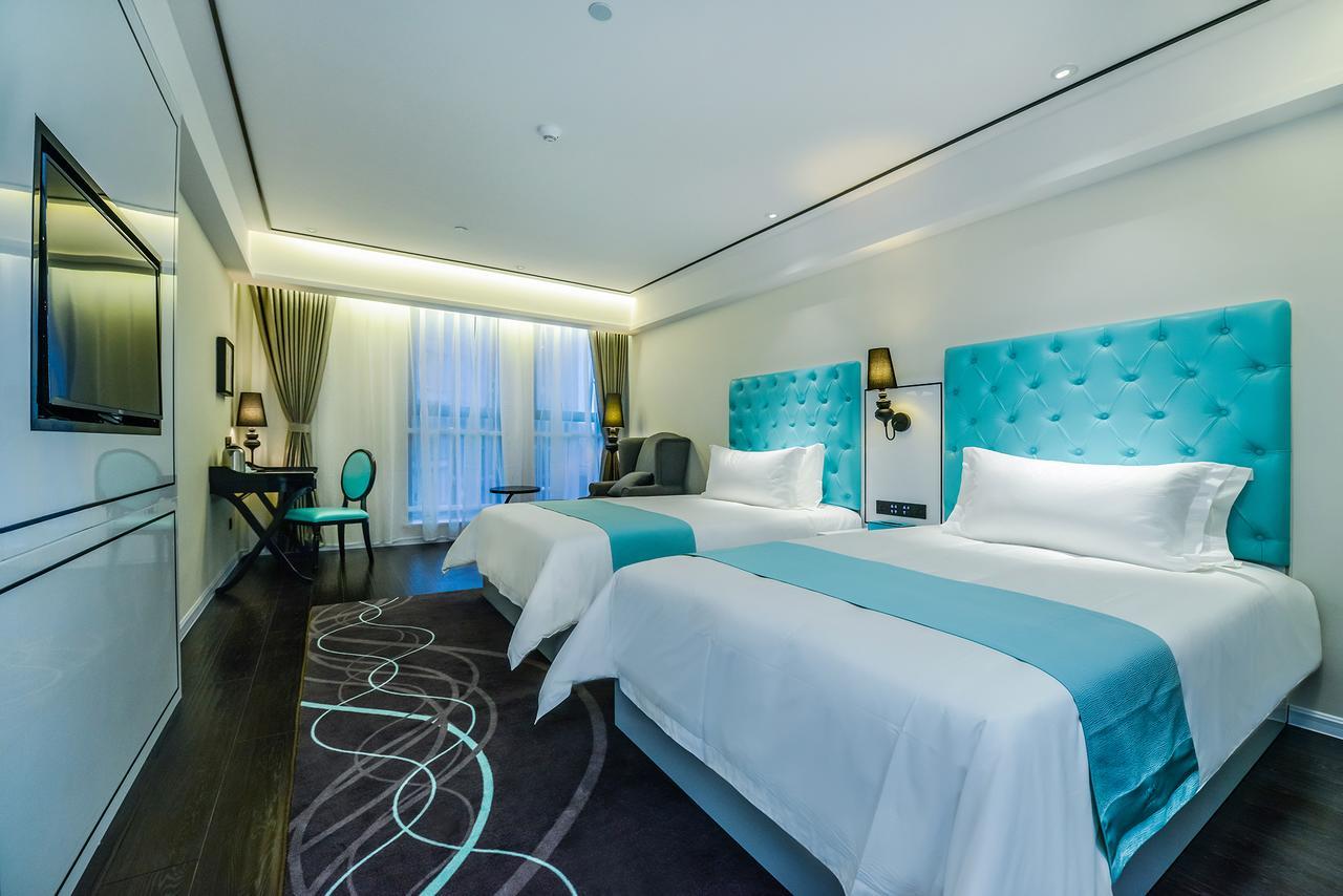 Xana Hotel Chongqing Bagian luar foto