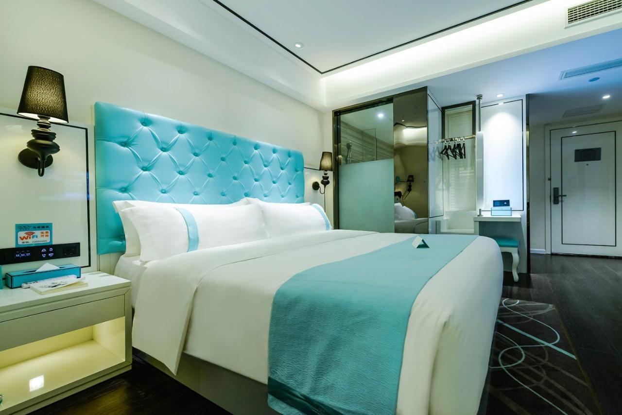 Xana Hotel Chongqing Bagian luar foto